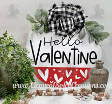 Load image into Gallery viewer, Hello Valentine Round Sign