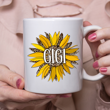 Load image into Gallery viewer, Gigi Sunflower
