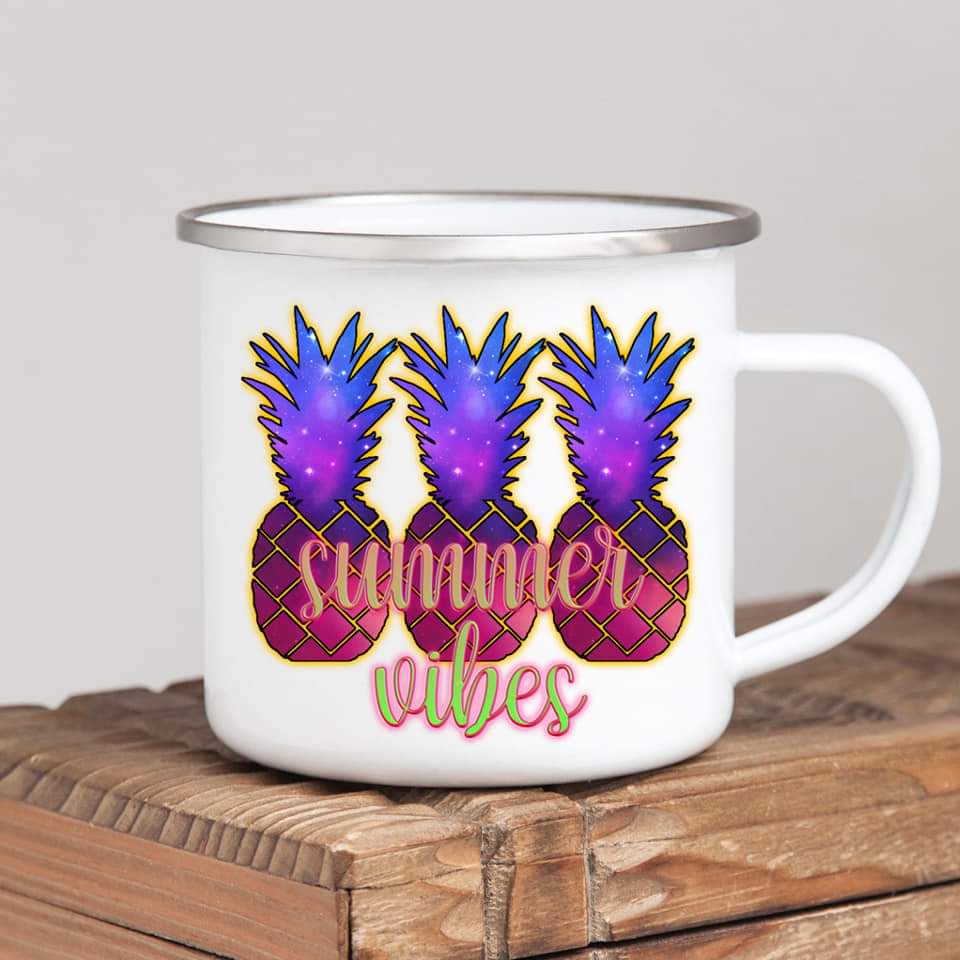 Summer Vibes Pineapples